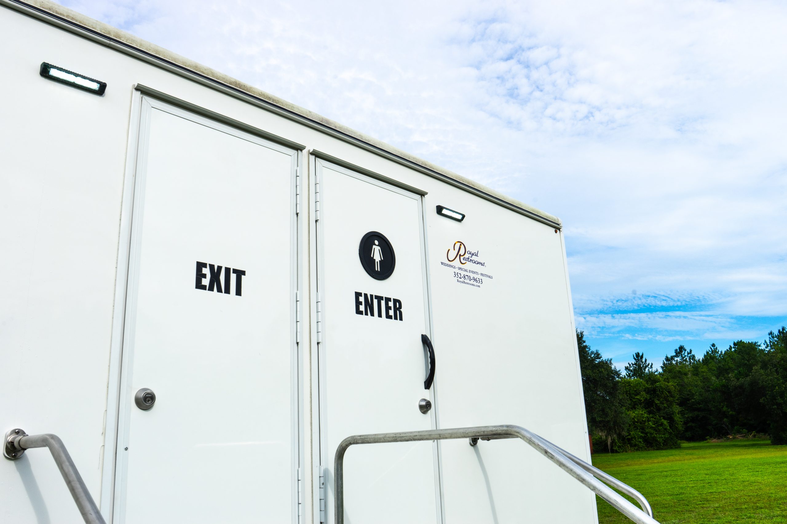 11-Restroom Trailer