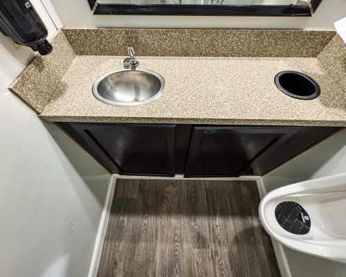 IMG_0105.3 STALL PLATINUM SINK & URINAL